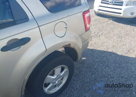 2011 Ford Escape Xlt from USA, damaged, VIN 1FMCU0DG7BKA31127